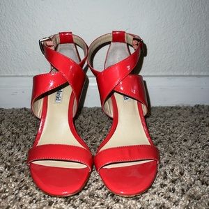 ❣️NWOT Charles David Heels